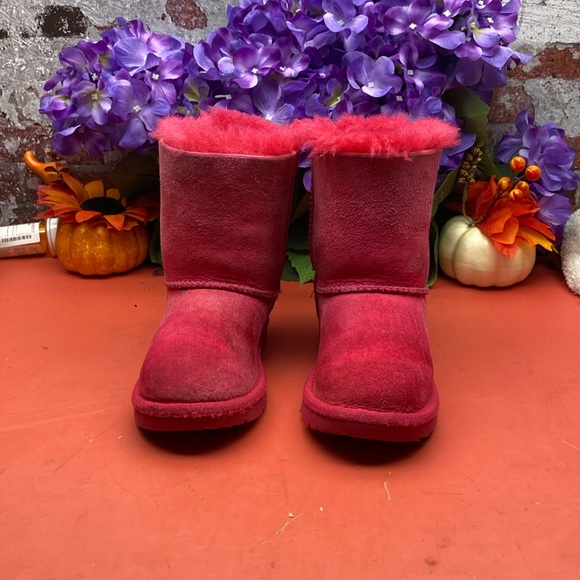 Ugg boots SZ 10 T - Picture 1 of 7